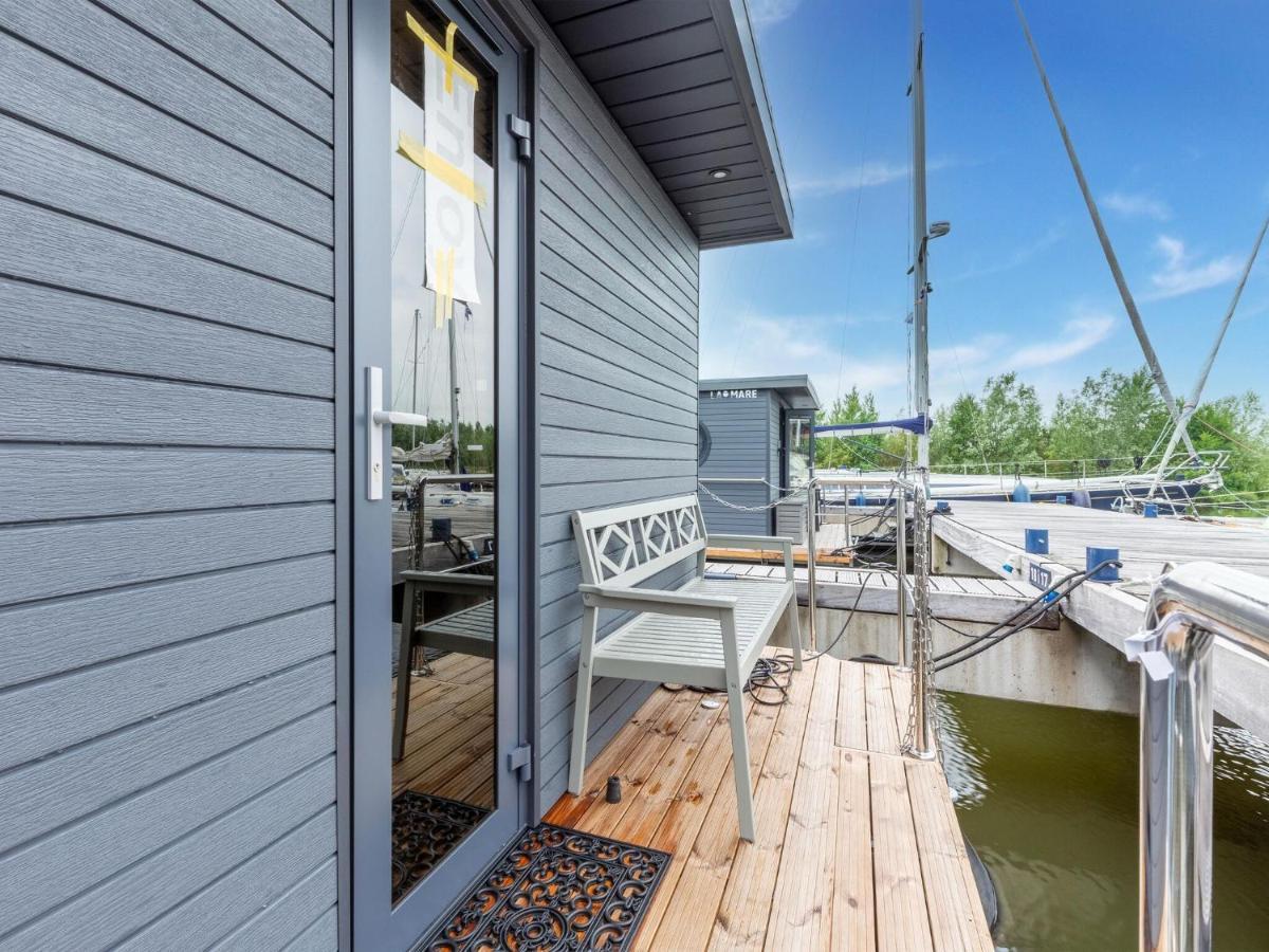 Готель Luxury Houseboat In Volendam Marina Екстер'єр фото