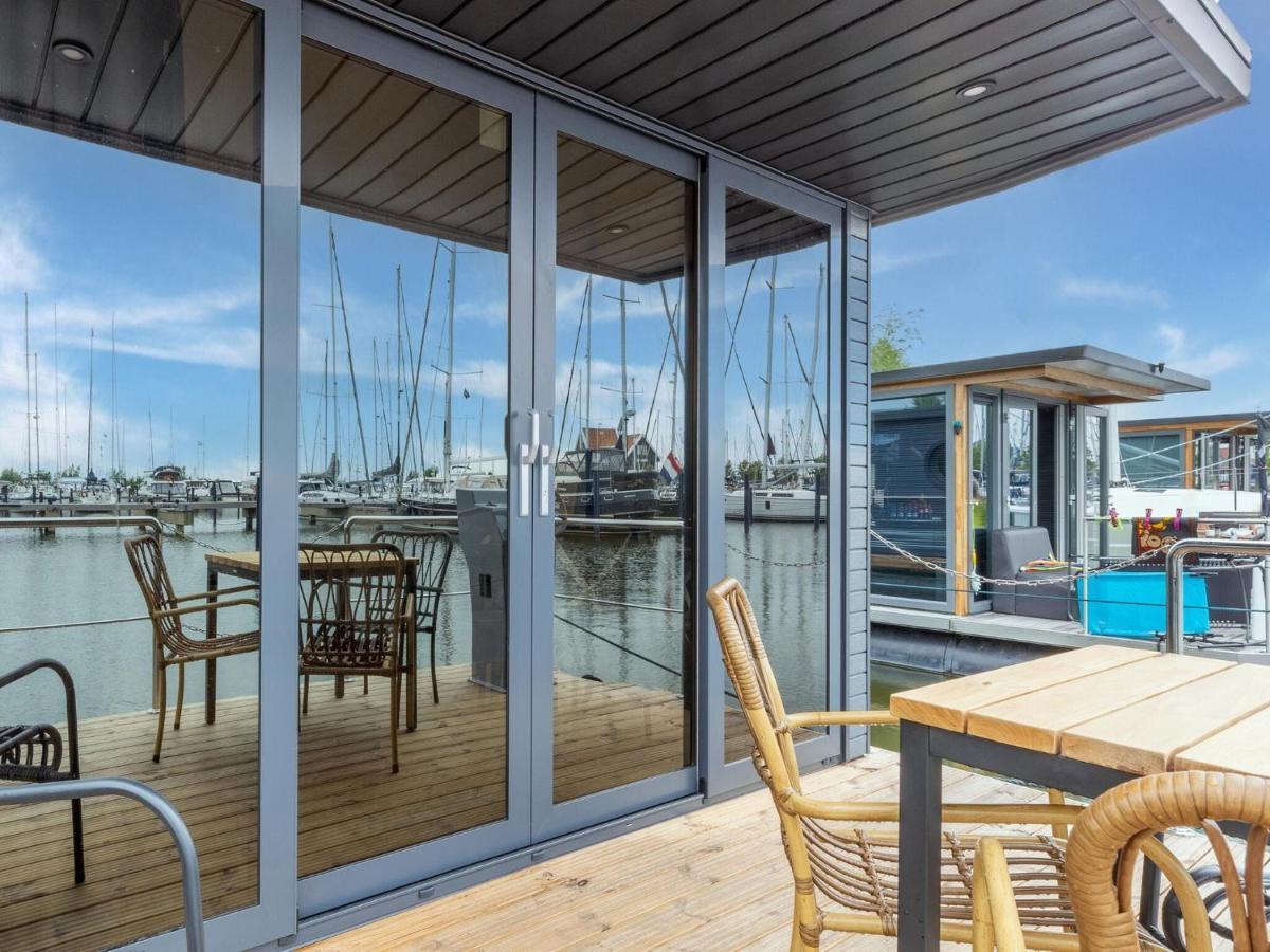 Готель Luxury Houseboat In Volendam Marina Екстер'єр фото